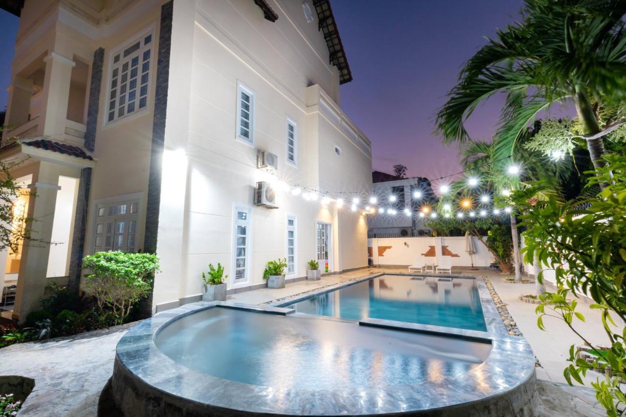 Luxury Villa Bai Sau Near Beach Вунгтау Екстер'єр фото