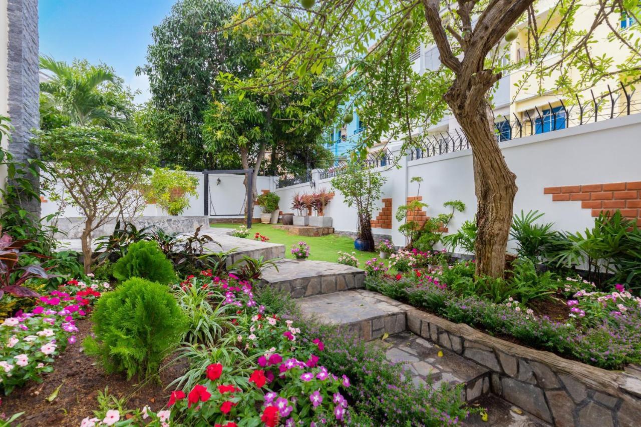 Luxury Villa Bai Sau Near Beach Вунгтау Екстер'єр фото